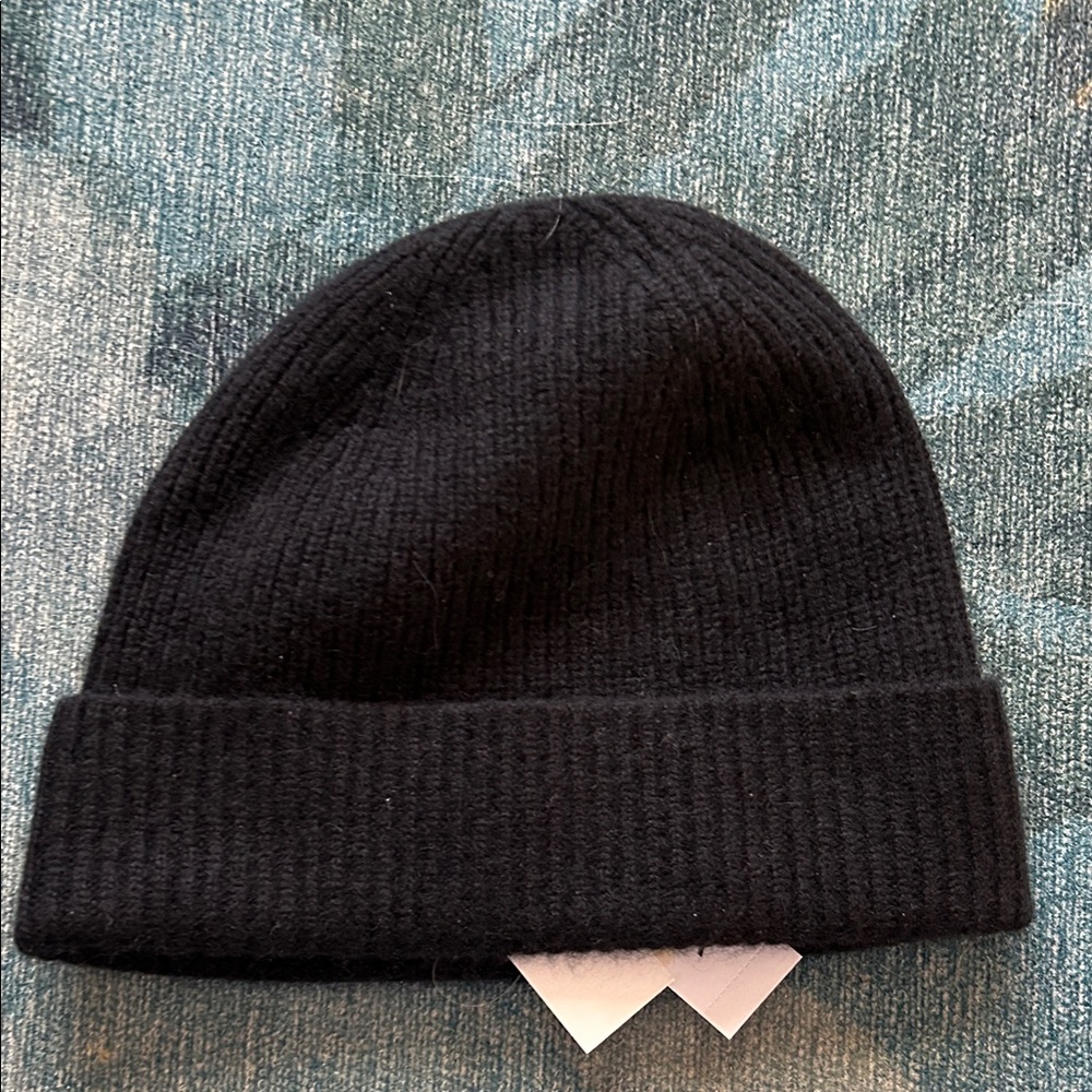 Aritzia Black Cashmere Rib Beanie